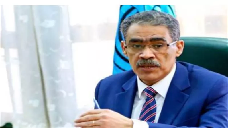 ضياء رشوان.. خبير الشؤون السياسية الذي تحول إلى صانع للقرار الإعلامي في مصر