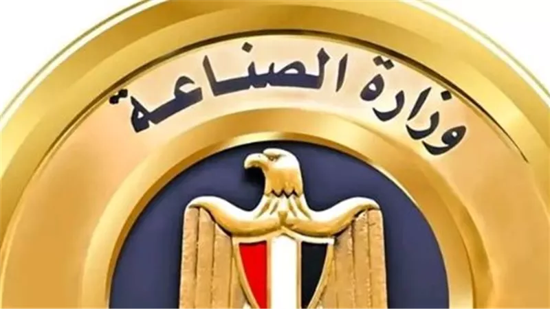 بتكليف من مدبولي: المهندس خالد هاشم يتسلم ملفات توطين الصناعة وجذب الاستثمارات
