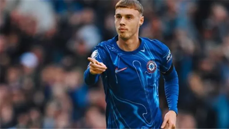 أفضل لاعب شاب في إنجلترا: لماذا يعتبر كول بالمر الورقة الرابحة لمنتخب 
