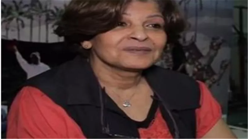 بعد سنوات من الغياب.. عائشة الكيلاني تعود للأضواء بمقطع فيديو يثير حنين الجمهور