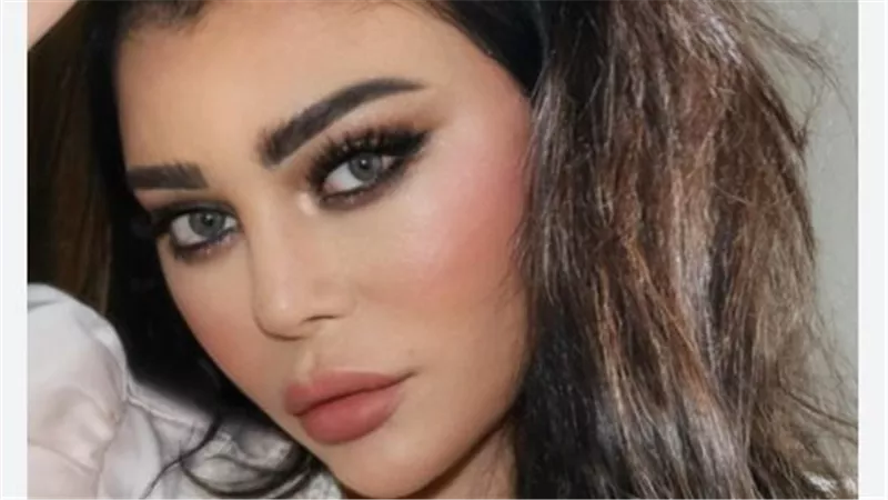 سيرة ومسيرة: المحطات الفاصلة في حياة النجمة اللبنانية هيفاء وهبي