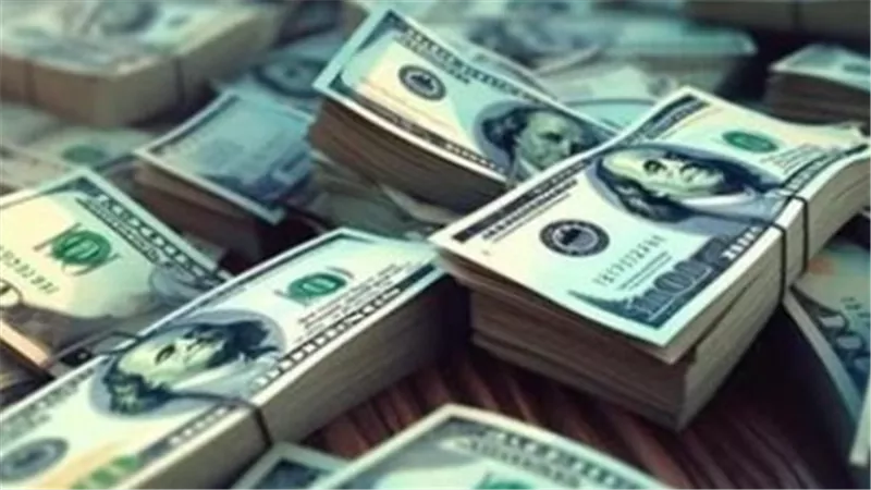أسعار العملات اليوم الاثنين مقابل الجنيه فى البنوك المصرية