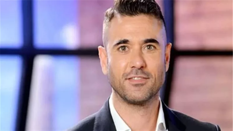 تفاصيل شخصية أحمد عز في 