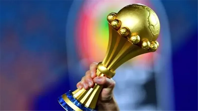 كواليس خطة الكاف الجديدة.. هل تنهي أزمة تضارب المواعيد مع الأندية الأوروبية؟