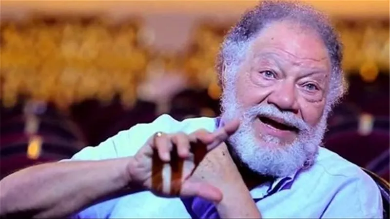  يحيى الفخراني.. بصمة السينما والمسرح وملك الدراما التلفزيونية