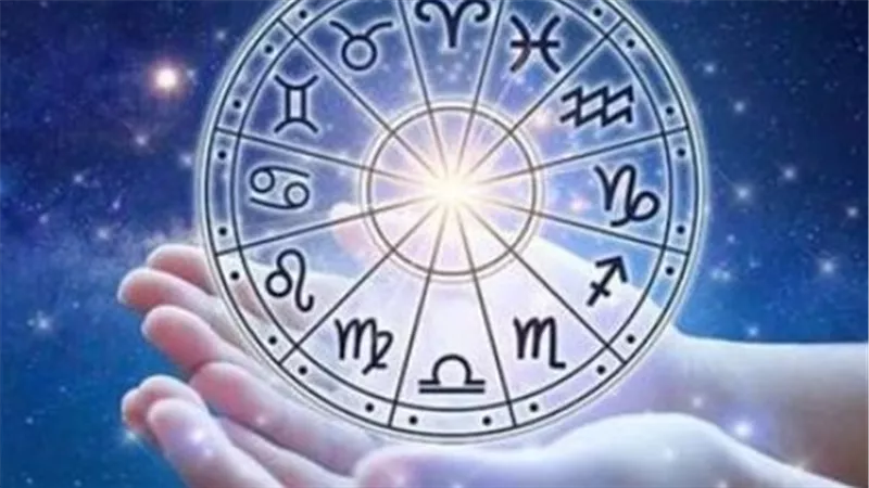 الأبراج اليوم الثلاثاء: نصائح ذهبية للعذراء والأسد واجتماعات مثمرة لبرج الحوت