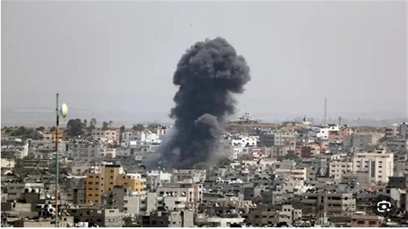 استشهاد فلسطينيين اثنين جراء استمرار القصف الإسرائيلي على مناطق عدة بقطاع غزة