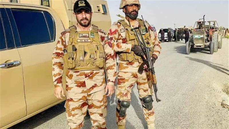 أزمة حدودية دموية.. 17 ضحية في قصف باكستاني وسط اتهامات متبادلة مع طالبان
