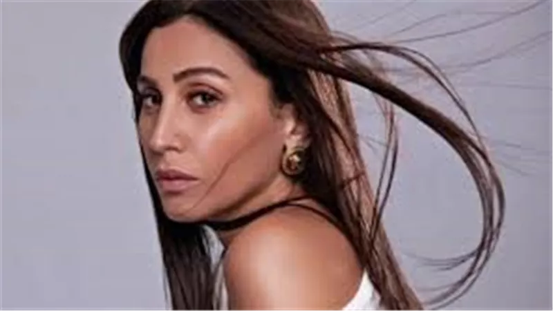 بين عالمين مختلفين.. كيف جمعت الصدفة أبطال مسلسل 