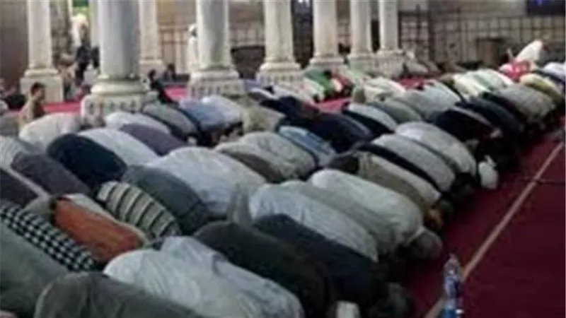 موعد أذان المغرب اليوم الأحد 22 فبراير 2026.. والعشر الأواخر وموعد ليلة القدر وعيد الفطر