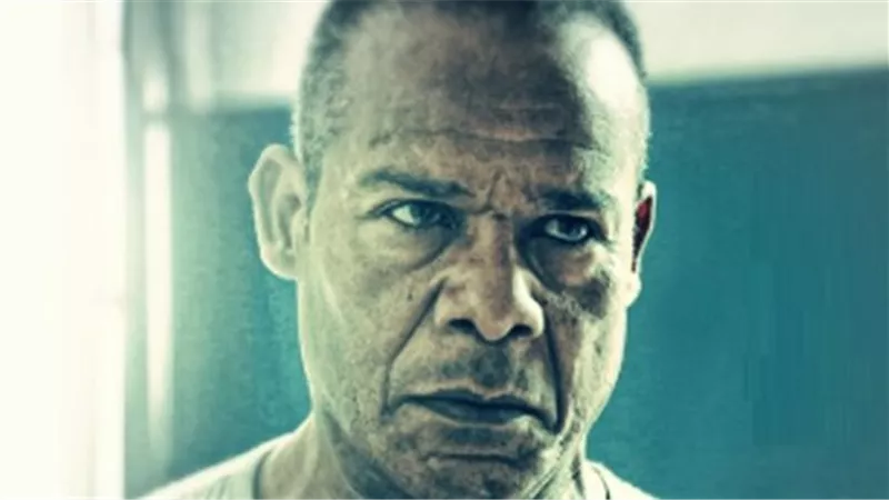 الشحات مبروك في ميزان السينما.. هل استغلت الأفلام هيئته الرياضية لتقديم بطل خارق؟