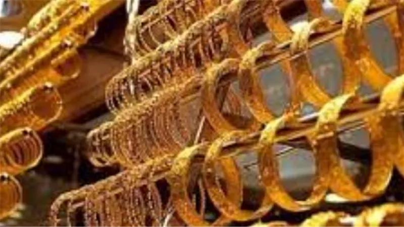 الذهب العالمي يقترب من 5200 دولار.. قلق السياسات التجارية يمنح المعدن الأصفر زخمًا تاريخيًا