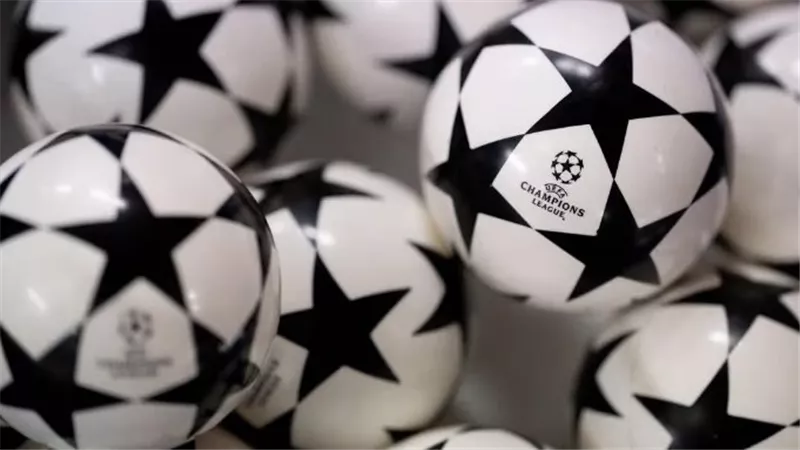 موعد قرعة دور الـ16 من دوري أبطال أوروبا 2025/26