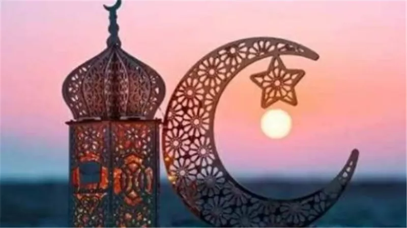 دليل الصائم 2026: مواعيد أذان الفجر والمغرب وفروق التوقيت بين المحافظات