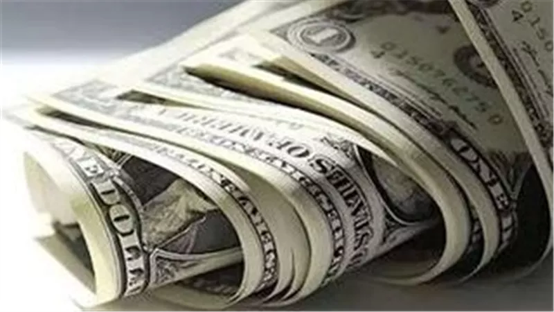 استقرار أم تحرك؟ تفاصيل سعر الدولار في البنك الأهلي وبنك مصر اليوم