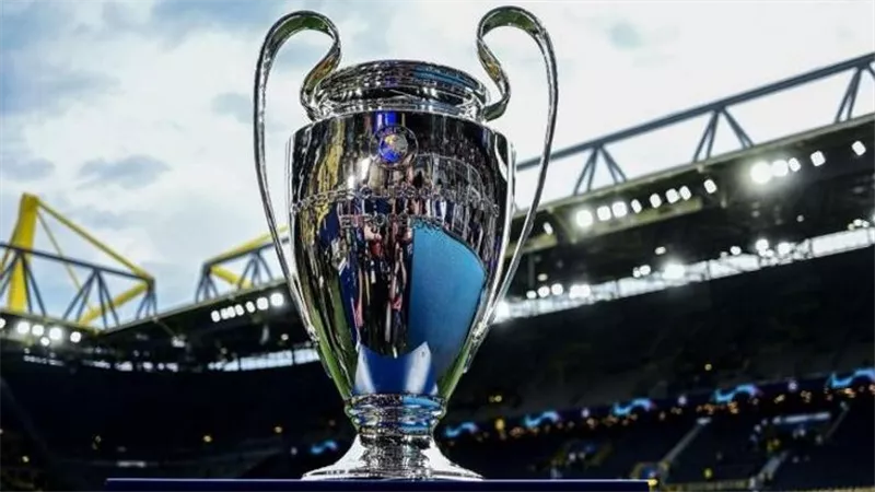 موعد قرعة دور الـ 16 لدوري أبطال أوروبا 2026 والقنوات الناقلة مجانًا