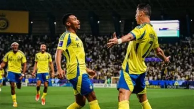رونالدو يقود طموحات العالمي.. هل يكسر الفيحاء صمود دفاع النصر الليلة؟