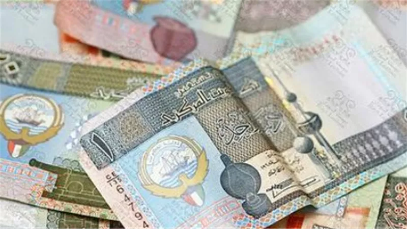 توقعات سعر الدينار الكويتي 2026.. هل يواصل العملة الأغلى عالميًا صعودها أمام الجنيه؟