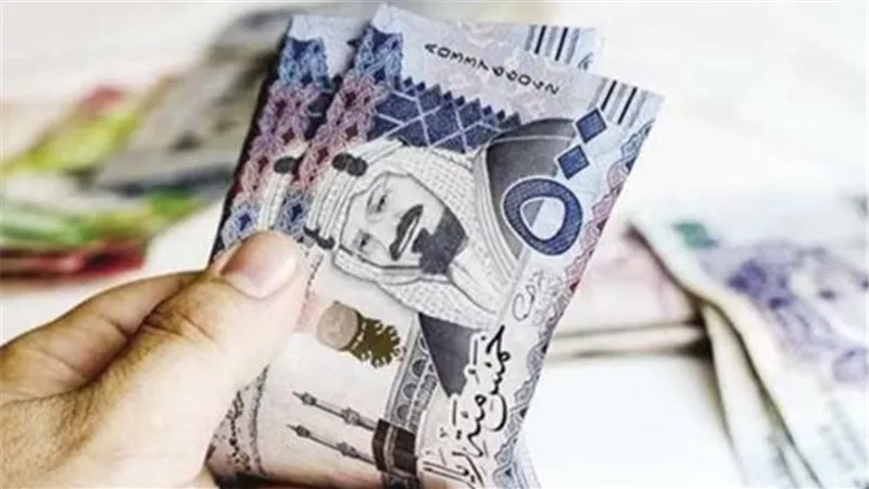 تحديث أسعار العملات.. كم سجل الريال السعودي مقابل الجنيه في البنك الأهلي وبنك مصر اليوم؟