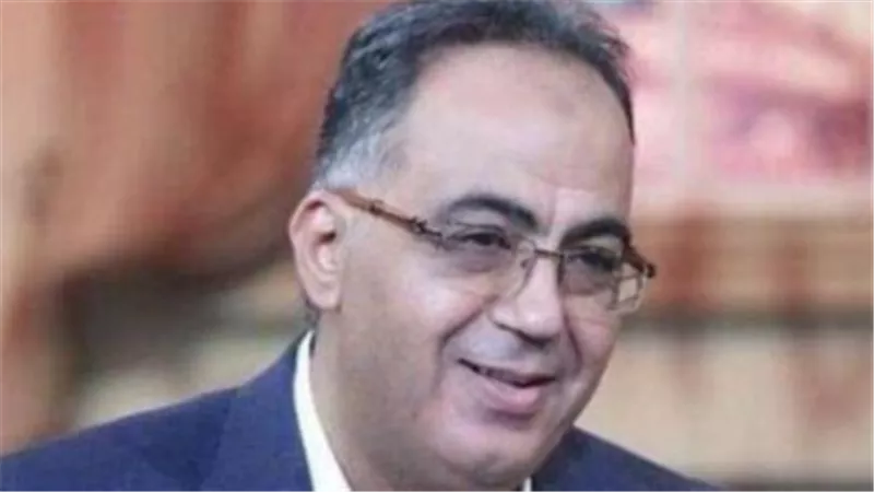  كيف تحول أبو المعاطي زكي إلى أيقونة صمود؟