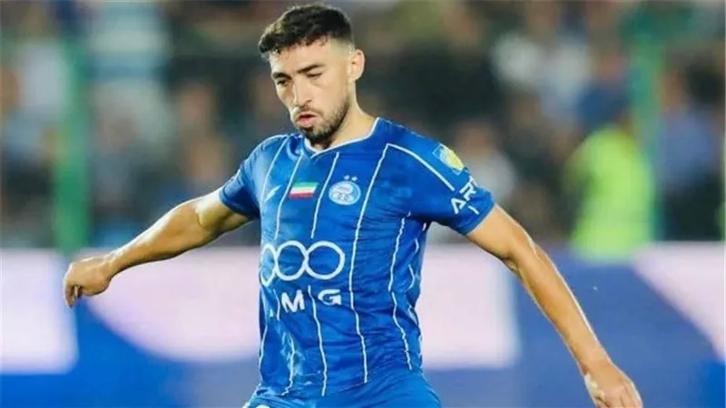 بين الملاعب والسياسة.. منير الحدادي ضحية جديدة للارتباك الأمني في المنطقة