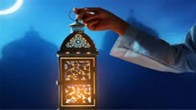 دليل الصائم: مواعيد الإفطار والإمساك ليوم الثلاثاء 13 رمضان 1447هـ