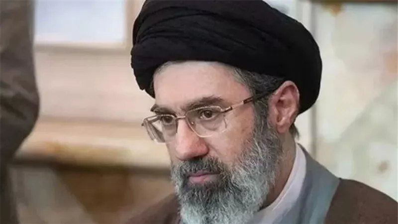 طهران تنفي مقتل مجتبى: 