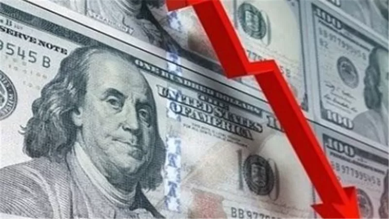 سعر الدولار في بنك الإسكندرية وقناة السويس.. رحلة العملة الخضراء داخل القطاع المصرفي