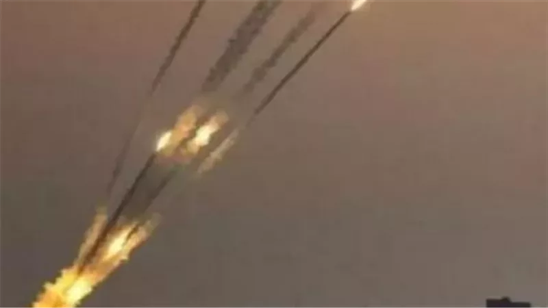  رشقة صاروخية جديدة باتجاه حيفا وشمال تل أبيب