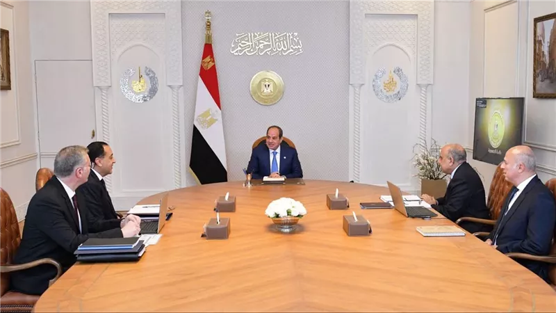 السيسي يشدد على توفير أرصدة استراتيجية آمنة من المنتجات البترولية