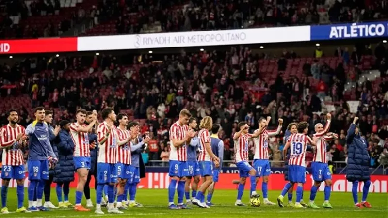 دقيقة حداد قبل مباراة أتلتيكو مدريد ومانشستر يونايتد على والدة كوكي دقيقة حداد قبل مباراة أتلتيكو مدريد ومانشستر يونايتد على والدة كوكي