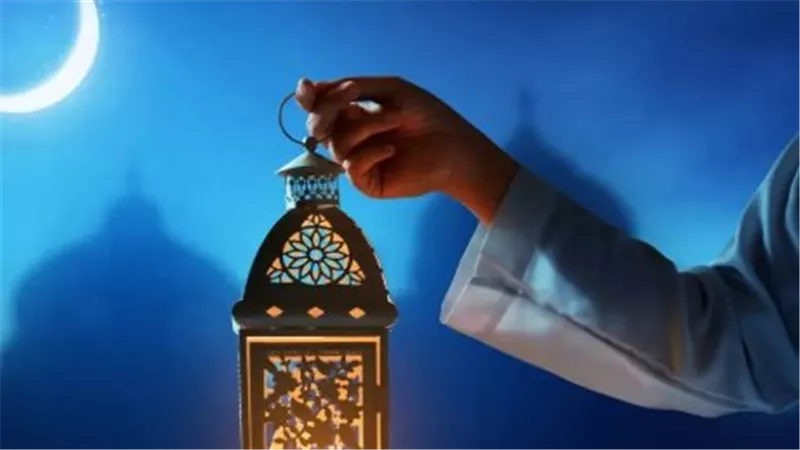 كم يتبقى على أذان الفجر؟ إمساكية رمضان 2026 توضح الفروق الزمنية اليومية