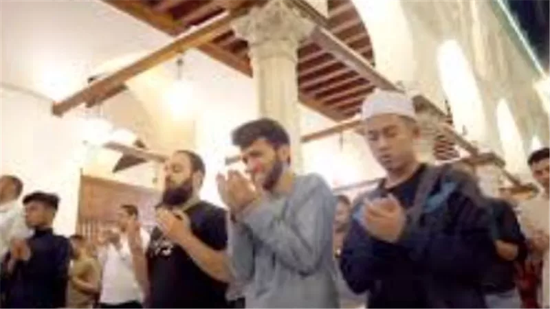 متى تبدأ صلاة التهجد ليلة 21 رمضان؟ مواعيد الصلاة في مصر والسعودية