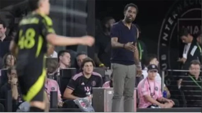بطاقة صفراء تنهي مسيرة لاعبين.. الدوري الأمريكي يضرب بيد من حديد في فضيحة مراهنات