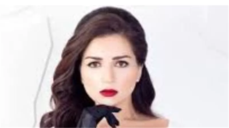 تفاصيل الحالة الصحية للفنانة مي عز الدين وتطورات علاجها بعد مغادرة المستشفى