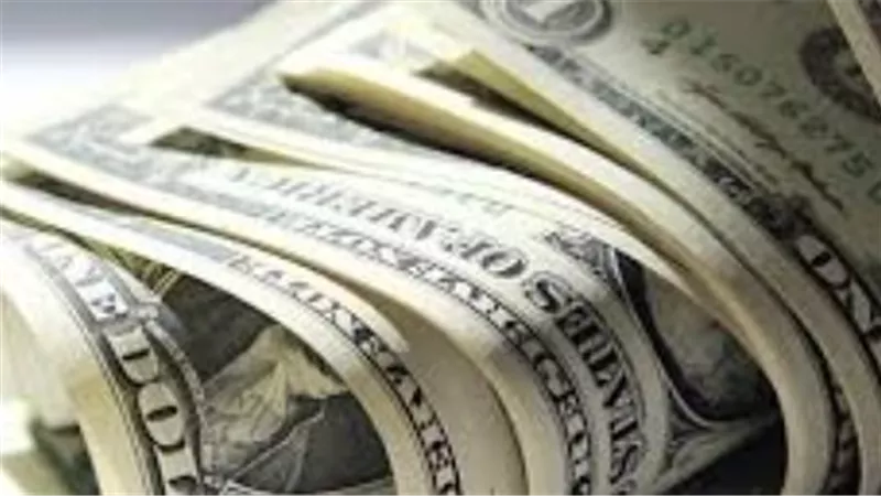 تحديث سعر الدولار في مصر.. الجنيه يسترد أنفاسه أمام العملة الأمريكية بعد موجة صعود طارئة