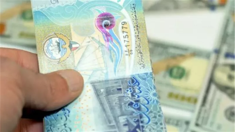 أفضل البنوك لبيع وشراء الدينار الكويتي اليوم الخميس 12 مارس 2026