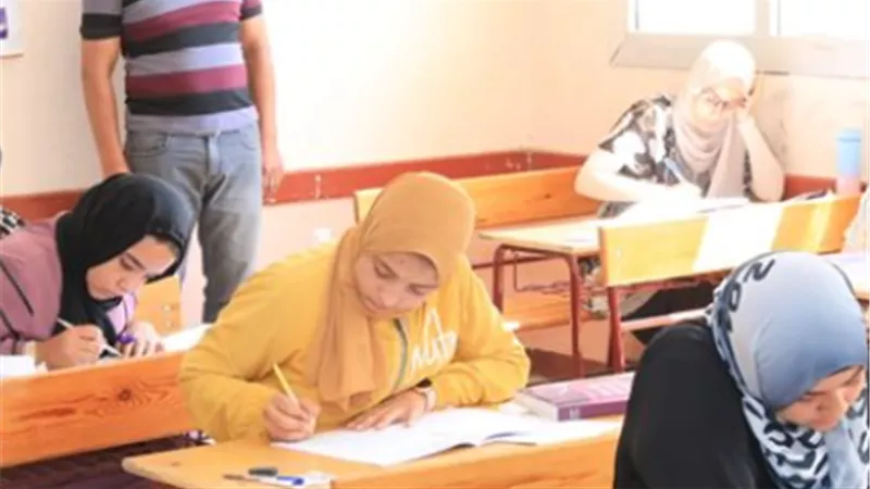الأوراق المطلوبة لتسليم استمارة الثانوية العامة.. تعرف على الرسوم والطوابع والمستندات