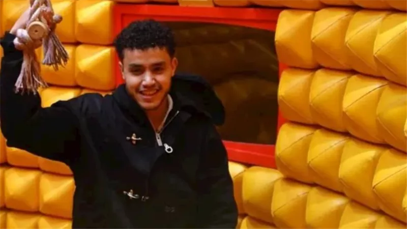 سخرية رامز جلال من إطلالة حسن مالك: 