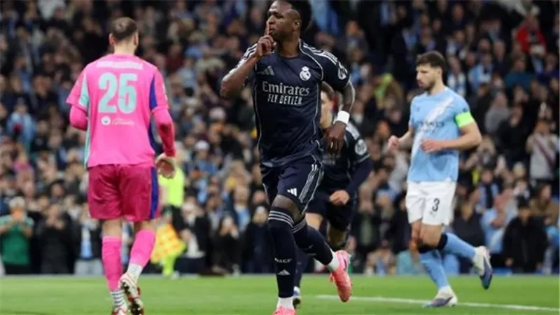 ريال مدريد يبلغ دور الثمانية من بوابة مانشستر سيتي