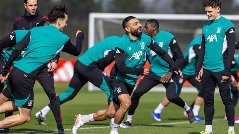 تشكيل ليفربول المتوقع أمام جالطة سراي اليوم في دوري أبطال أوروبا