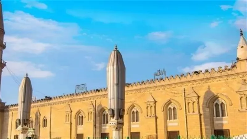 من رحاب 