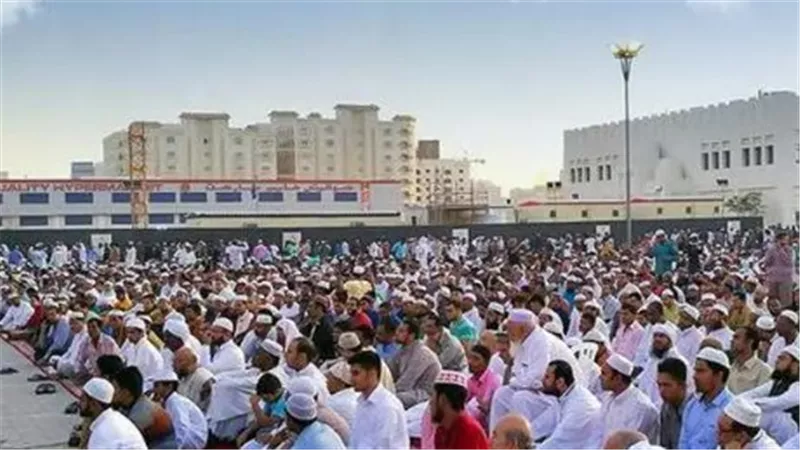 بعد موسم إيماني عظيم.. خطيب الفتاح العليم يرسم ملامح مجتمع متماسك تسوده المودة والسكينة