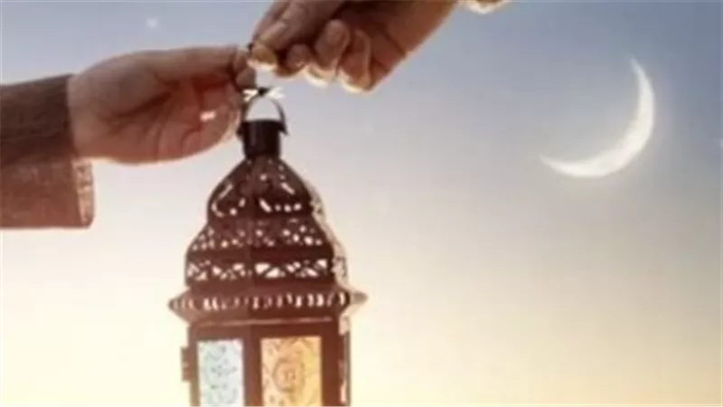 البحوث الفلكية تعلن موعد عيد الفطر 2026 وتفاصيل رؤية هلال شهر شوال
