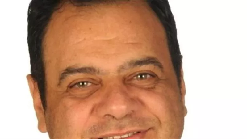 تفاصيل الجنازة والعزاء.. أسرة الوسط الفني تودع المخرج أحمد عاطف درة بالدموع