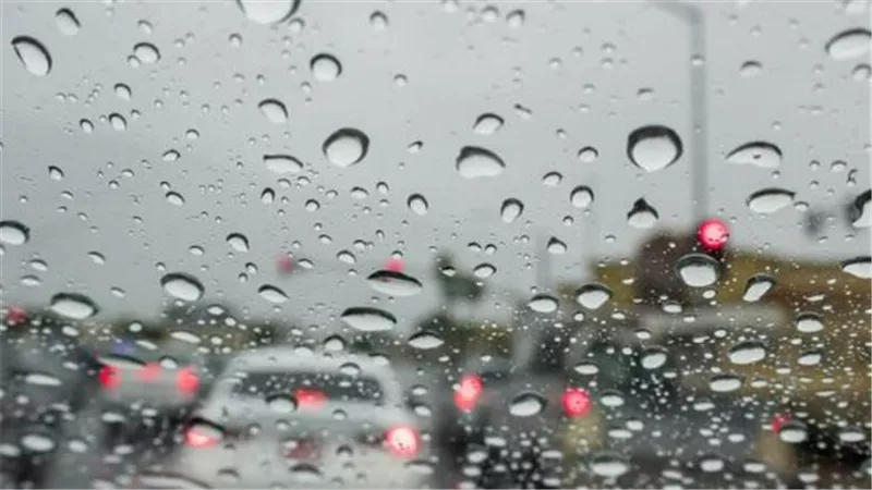 توقعات الأرصاد الجوية اليوم الخميس: أمطار غزيرة تضرب هذه المناطق الآن