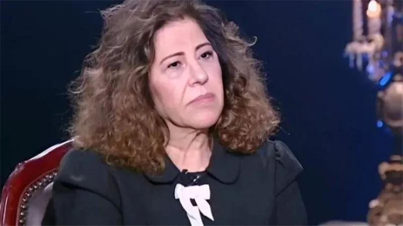سيدة التوقعات تثير الجدل من جديد: ما حقيقة تعطيل الدراسة وأزمات الذهب؟