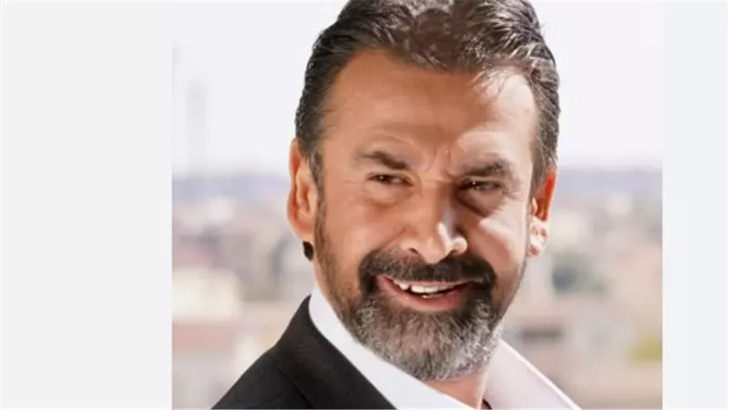 أسرار النشأة الفنية لكريم عبد العزيز وعلاقته بكبار مخرجي السينما المصرية