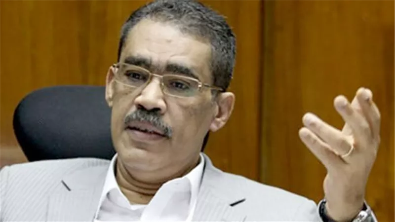 ابن قنا الذي غزا مراكز الأبحاث العالمية.. من هو ضياء رشوان؟