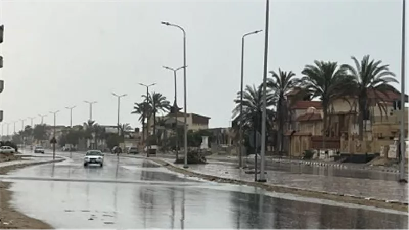 شمال سيناء تحت تأثير المنخفض الجوي.. أمطار متواصلة وانضباط مدرسي ملحوظ